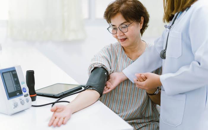 Coordinated healthcare team supporting chronic disease management